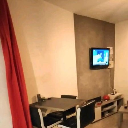 Charmant Studio Lägenhet Tarascon-sur-Ariège Exteriör bild