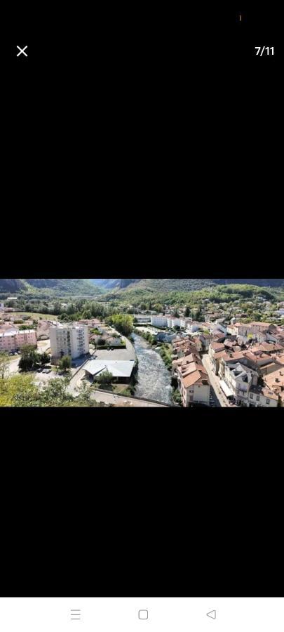 Charmant Studio Lägenhet Tarascon-sur-Ariège Exteriör bild